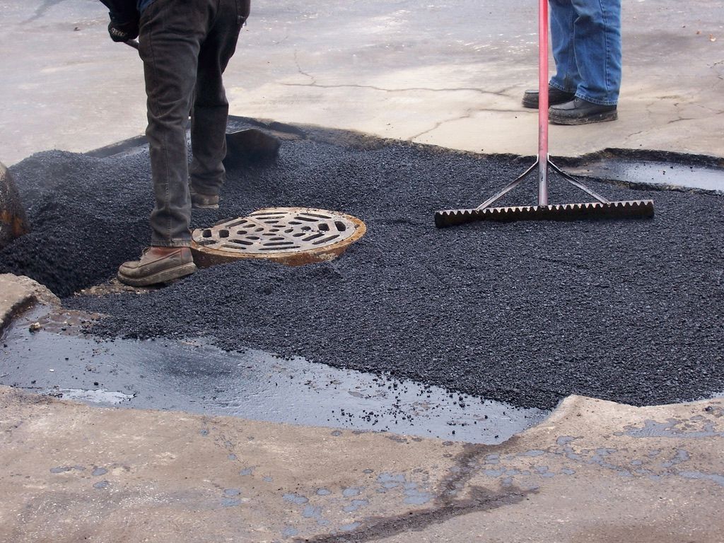 asphalt repair | Chicago | blackhawk paving