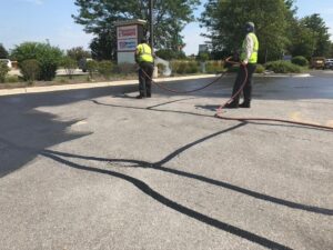 5 Reasons Why Motels And Hotels Need Asphalt Sealcoating In Chicago