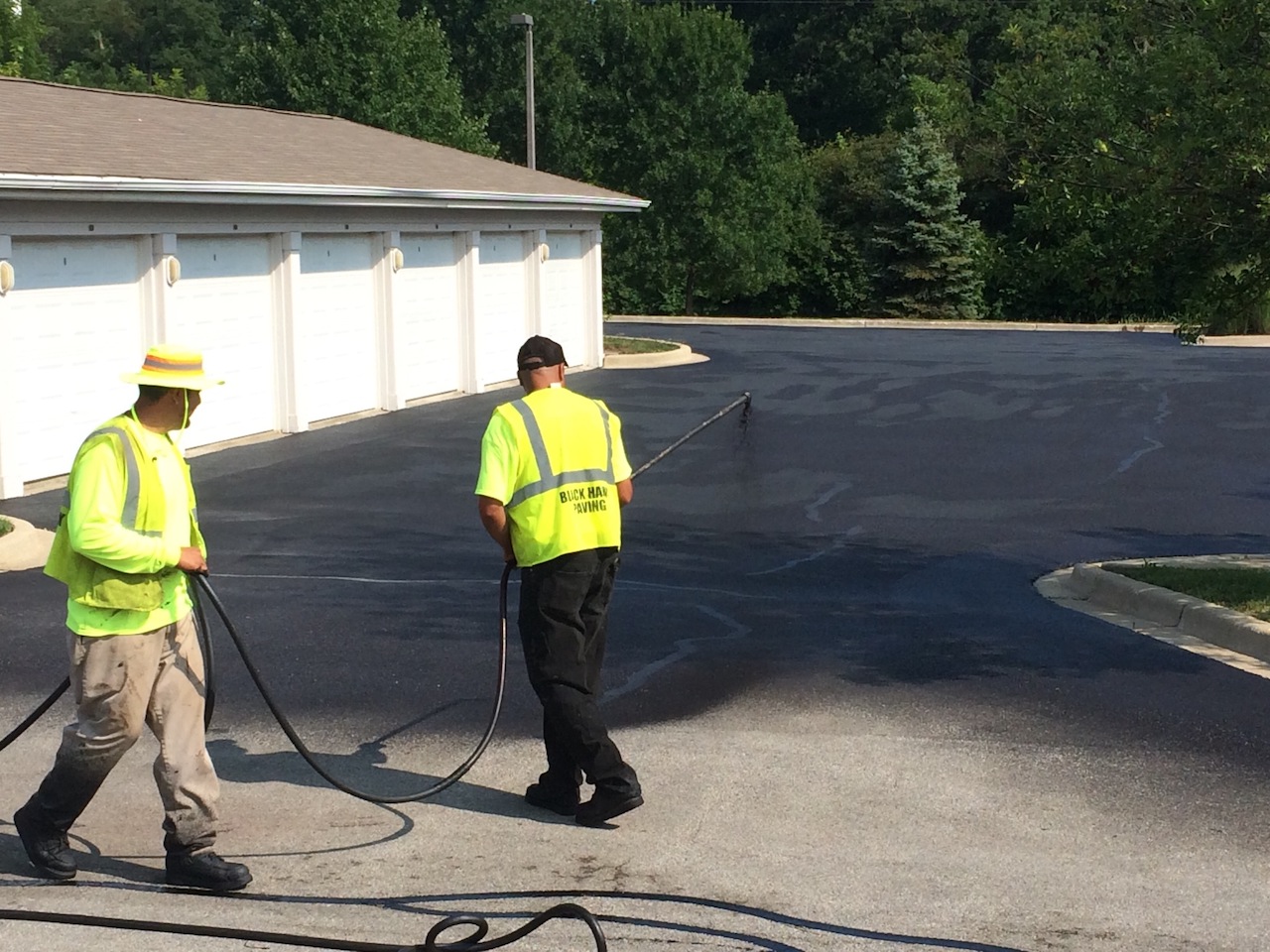 What Temperatures Are Too Cold for Asphalt Sealcoating Contractors to Work?  