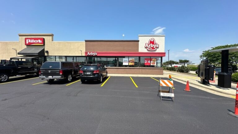 Best Time For Sealcoating in Chicago?